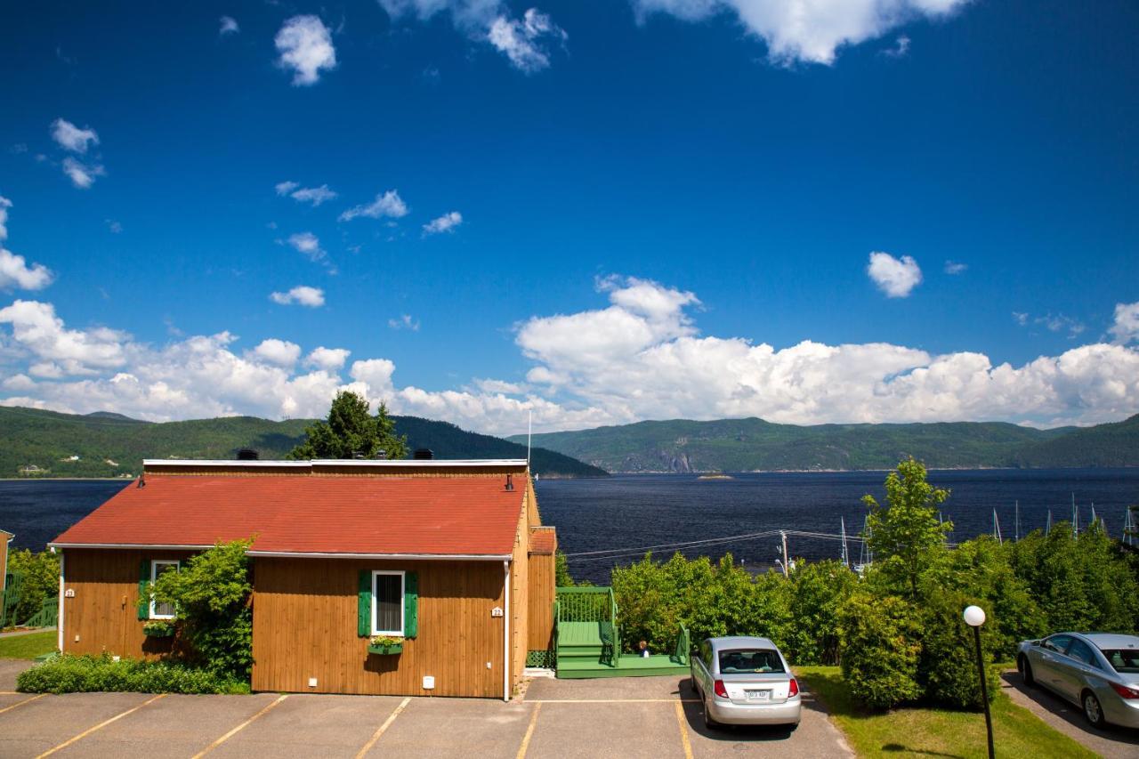 Chalets Condos Sur Le Fjord LʼAnse-Saint-Jean Eksteriør billede