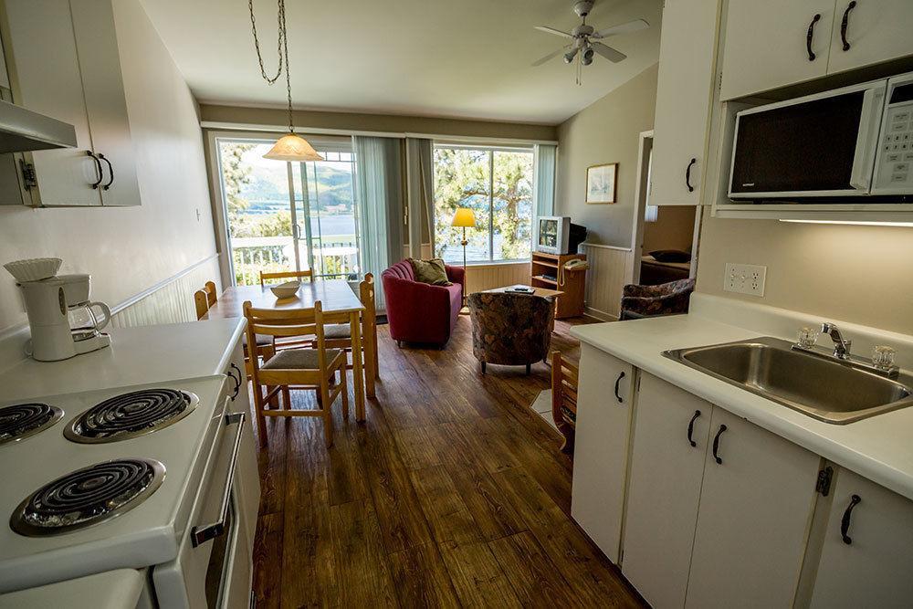 Chalets Condos Sur Le Fjord LʼAnse-Saint-Jean Eksteriør billede
